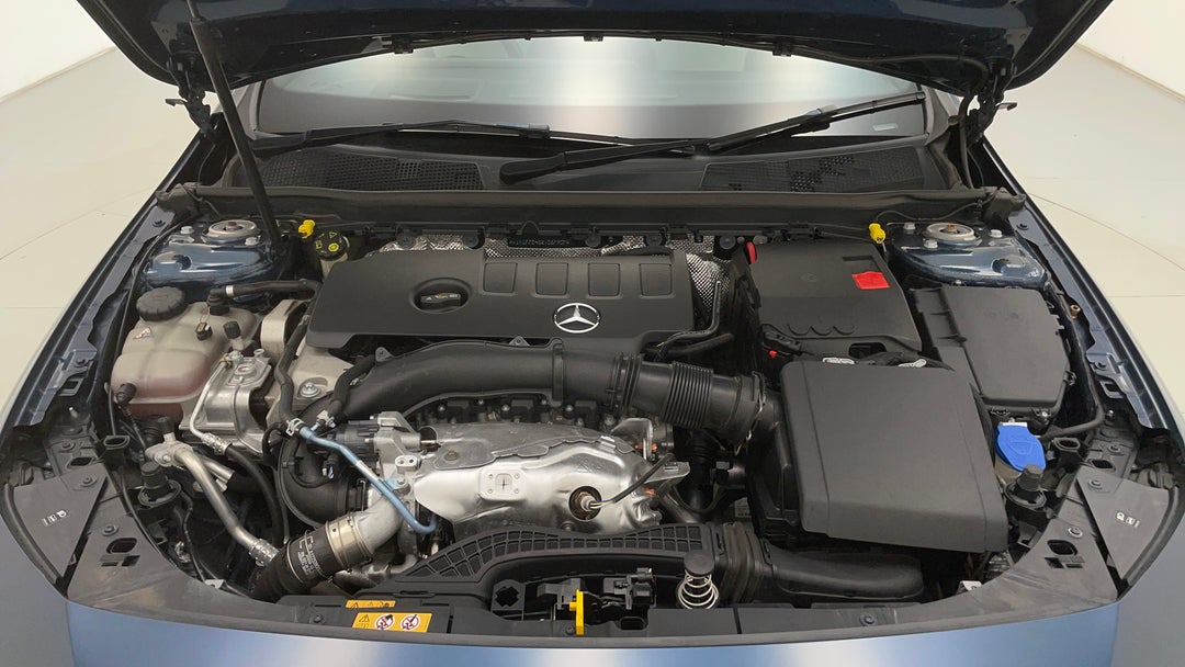 Open Bonnet (Engine)