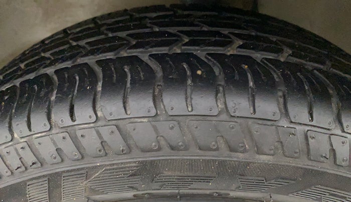 2019 Maruti Alto K10 VXI (O) AMT, Petrol, Automatic, 8,885 km, Left Front Tyre Tread