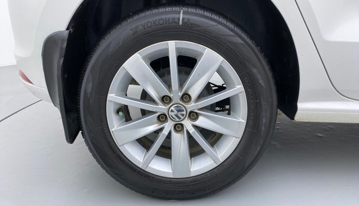2017 Volkswagen Polo HIGHLINE1.2L PETROL, Petrol, Manual, 46,110 km, Right Rear Wheel