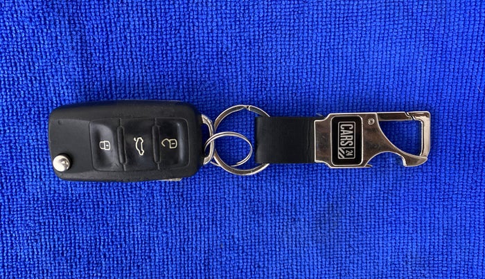 2017 Volkswagen Polo HIGHLINE1.2L PETROL, Petrol, Manual, 46,110 km, Key Close Up