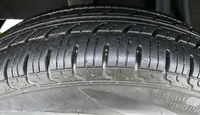2019 Datsun Redi Go S 1.0, Petrol, Manual, 19,454 km, Right Rear Tyre Tread