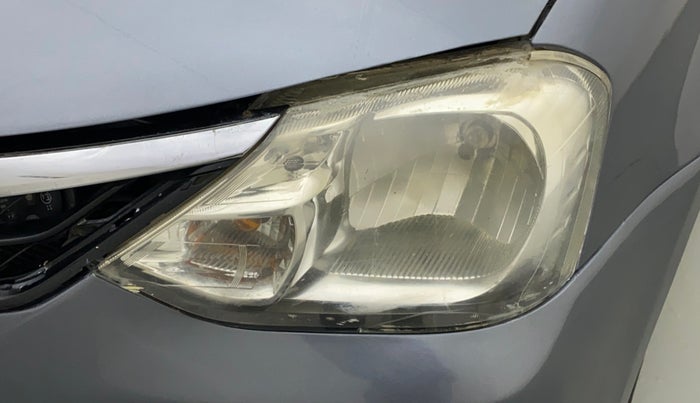 2015 Toyota Etios G, Petrol, Manual, 94,688 km, Left headlight - Faded