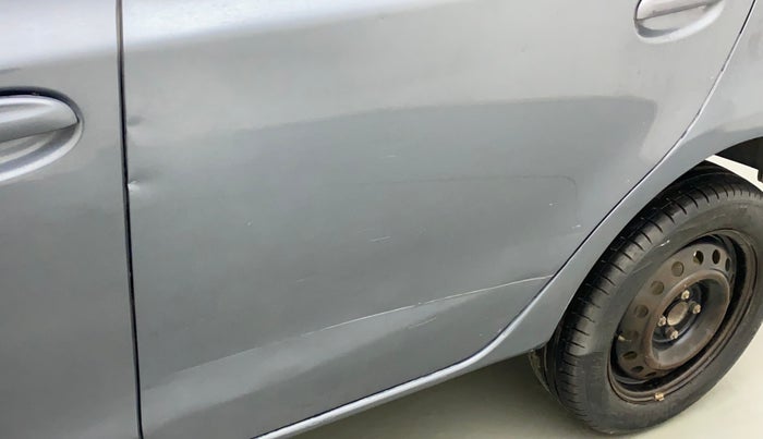 2015 Toyota Etios G, Petrol, Manual, 94,688 km, Rear left door - Slightly dented