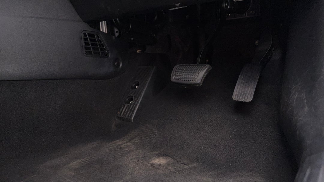 2023 Hyundai Venue Venue, Automatic, 47039 km, Pedals and Footmat