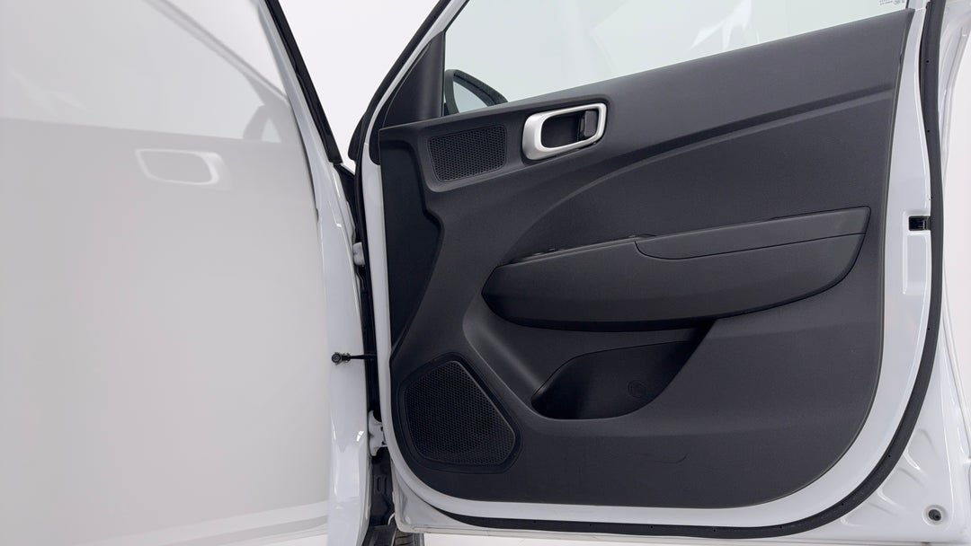 2023 Hyundai Venue Venue, Automatic, 47039 km, Speaker View