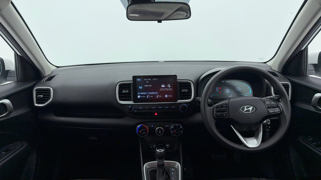 2023 Hyundai Venue Venue, Automatic, 47039 km, Dashboard View