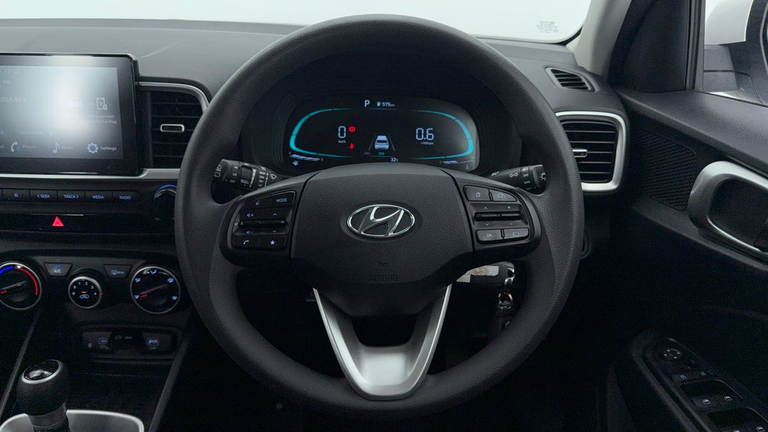 2023 Hyundai Venue Venue, Automatic, 47039 km, Steering Wheel Close-up