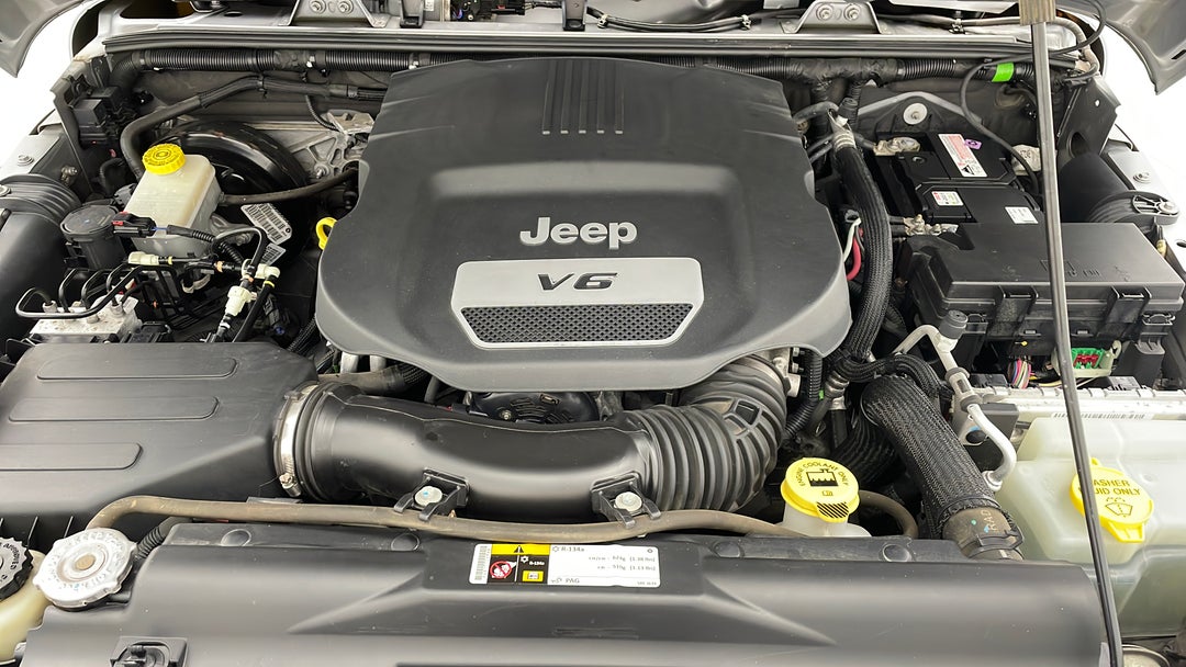 Open Bonnet (Engine)