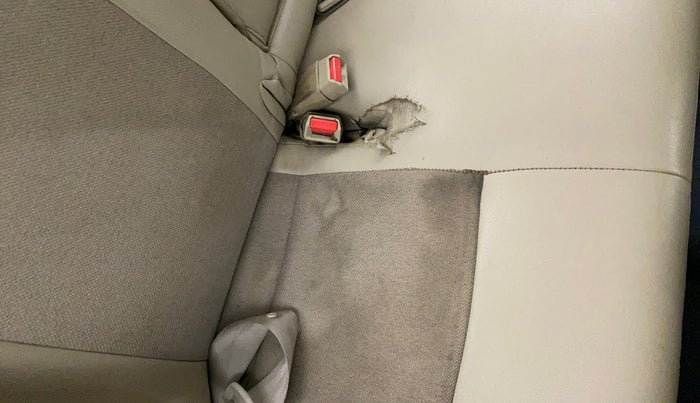 2014 Maruti Swift Dzire ZXI, Petrol, Manual, 93,824 km, Second-row right seat - Cover slightly torn