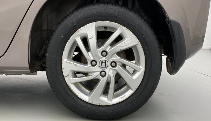 2016 Honda Jazz 1.2 V MT, Petrol, Manual, 16,127 km, Left Rear Wheel
