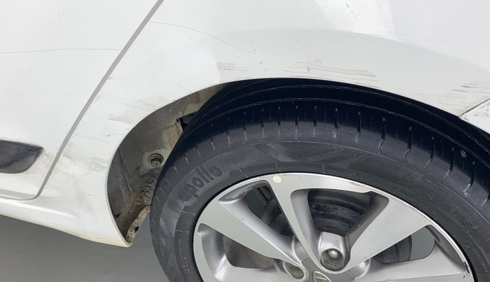 2015 Hyundai Elite i20 ASTA 1.2, Petrol, Manual, 53,776 km, Left quarter panel - Slightly dented
