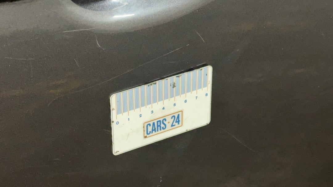 Doors Rear LHS Scratch