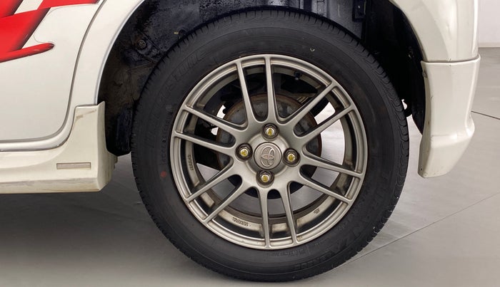 2012 Toyota Etios Liva TRD SPORTIVO DIESEL, Diesel, Manual, 30,513 km, Left Rear Wheel