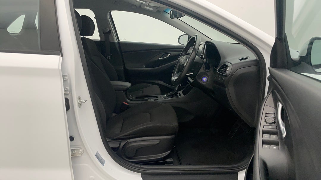 2020 Hyundai i30 Active, Automatic, 99673 km, Right Side Front Door Cabin View