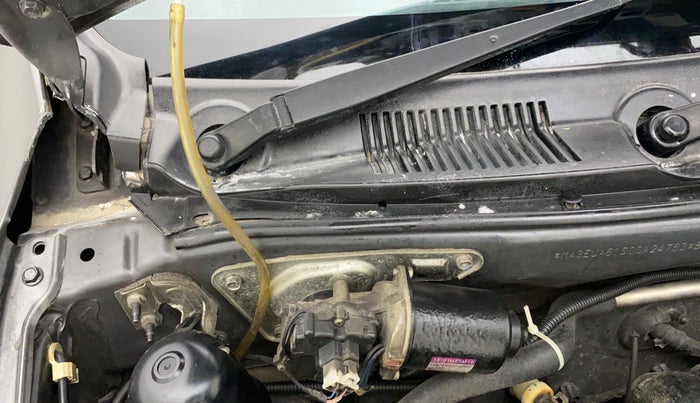 2017 Maruti Alto 800 LXI CNG, CNG, Manual, 65,751 km, Bonnet (hood) - Cowl vent panel has minor damage