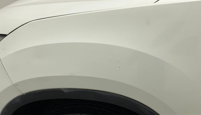 2019 Tata Harrier XZ 2.0L, Diesel, Manual, 74,474 km, Left fender - Slightly dented