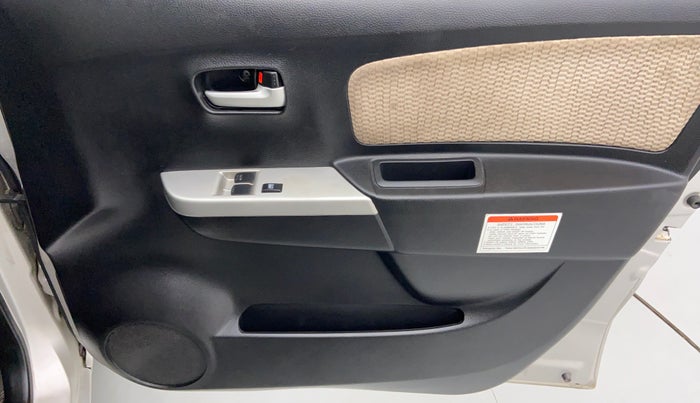 2018 Maruti Wagon R 1.0 LXI CNG, CNG, Manual, 41,050 km, Driver Side Door Panels Control
