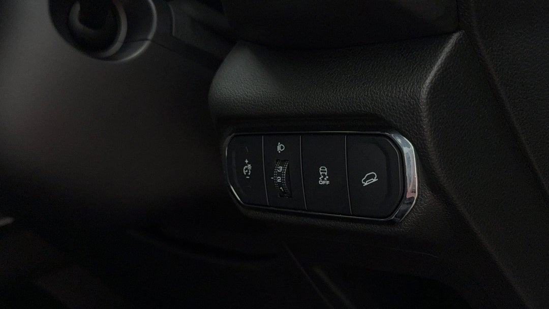 2023 GWM Haval Jolion Ultra Hybrid, Automatic, 49570 km, Utility Switches/Buttons