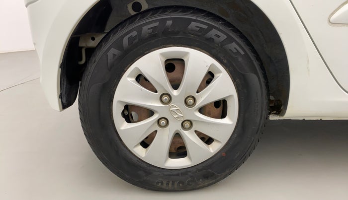 2012 Hyundai i10 SPORTZ 1.2 KAPPA2, Petrol, Manual, 31,990 km, Right Rear Wheel