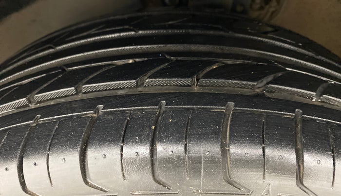 2018 Skoda Rapid 1.5 TDI MT STYLE, Diesel, Manual, Left Front Tyre Tread