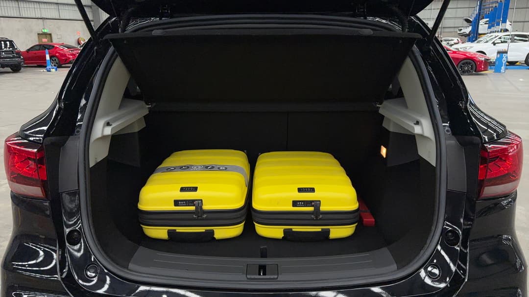 2021 MG Zst Core, Automatic, 54317 km, Boot Inside View with Luggage