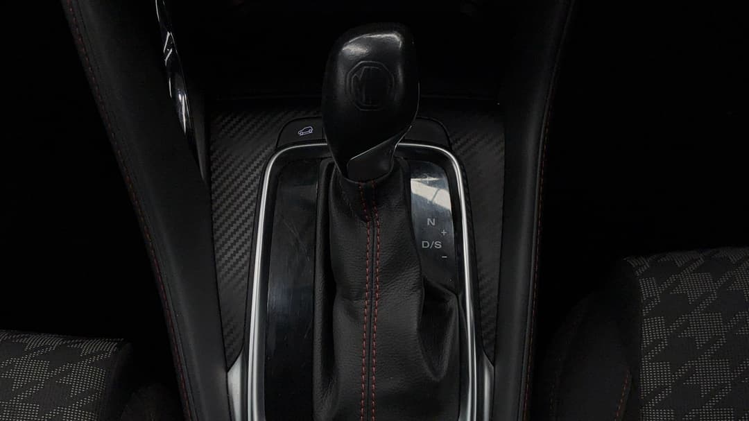 2021 MG Zst Core, Automatic, 54317 km, Gear Lever 