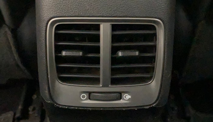 2018 Hyundai Verna 1.6 SX (O) CRDI MT, Diesel, Manual, 73,459 km, Rear AC Vents