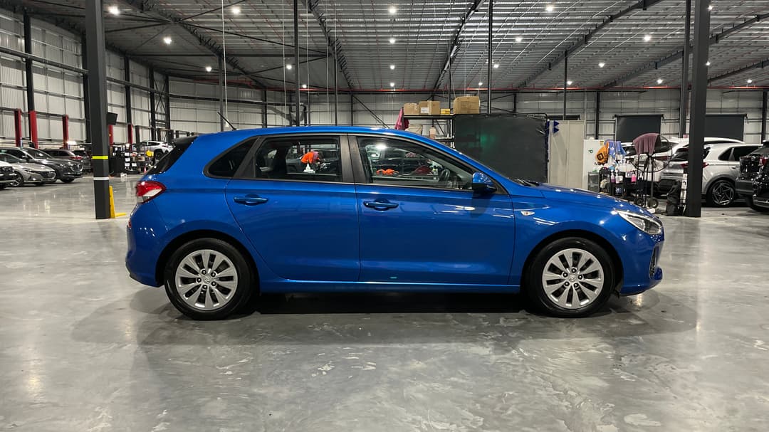 2018 Hyundai i30 Go, Automatic, 101683 km, Right Side View