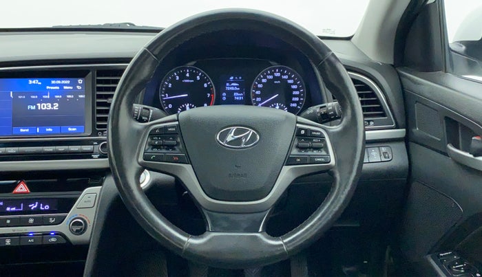 2019 Hyundai New Elantra 2.0 SX MT, Petrol, Manual, 27,315 km, Steering Wheel Close Up