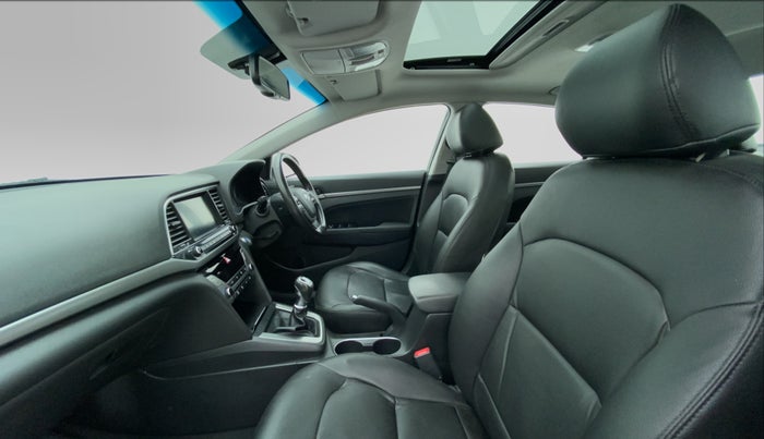 2019 Hyundai New Elantra 2.0 SX MT, Petrol, Manual, 27,315 km, Right Side Front Door Cabin
