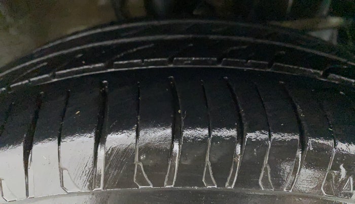 2016 Honda City 1.5L I-VTEC SV, CNG, Manual, 61,057 km, Right Front Tyre Tread