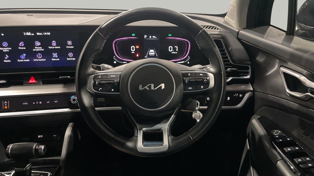 2023 Kia Sportage Sx (FWD), Automatic, 59791 km, Steering Wheel Close-up