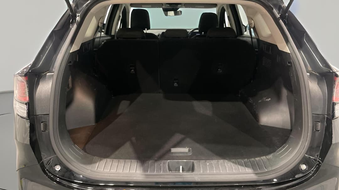 2023 Kia Sportage Sx (FWD), Automatic, 59791 km, Boot Inside View