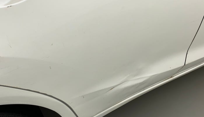 2018 Honda Brio S(O) MT, Petrol, Manual, 80,001 km, Right rear door - Slightly dented