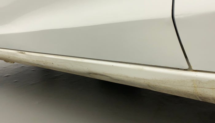 2018 Honda Brio S(O) MT, Petrol, Manual, 80,001 km, Left running board - Slightly dented