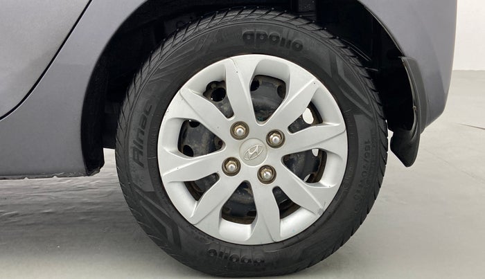 2015 Hyundai Eon MAGNA PLUS, Petrol, Manual, 40,348 km, Left Rear Wheel