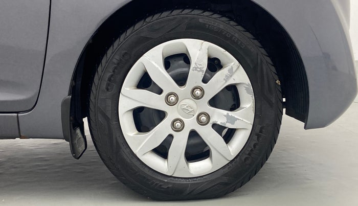 2015 Hyundai Eon MAGNA PLUS, Petrol, Manual, 40,348 km, Right Front Wheel