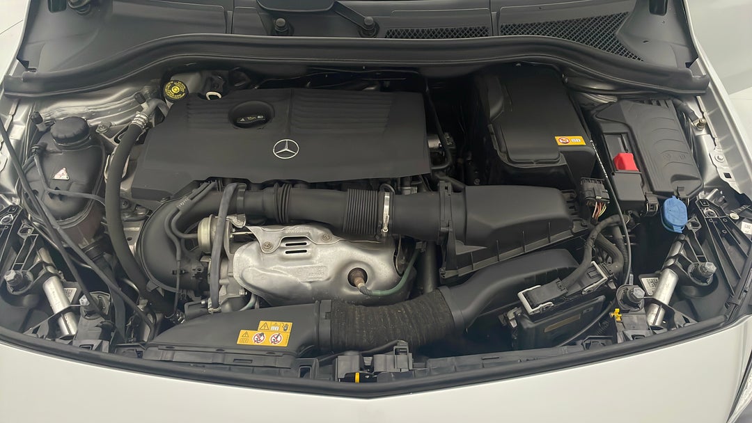 Open Bonnet (Engine)