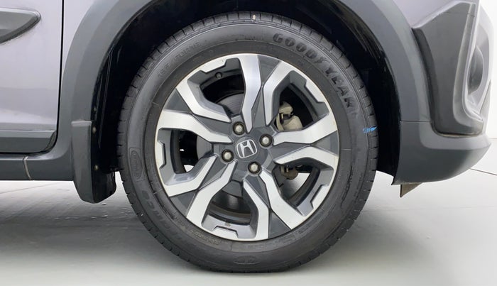 2018 Honda WR-V 1.2 i-VTEC VX MT, Petrol, Manual, 15,555 km, Right Front Wheel