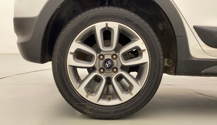 2015 Hyundai i20 Active 1.4 SX, Diesel, Manual, 98,088 km, Right Rear Wheel