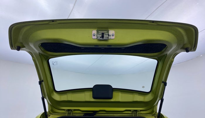 2016 Datsun Redi Go T (O), Petrol, Manual, 48,648 km, Boot Door Open
