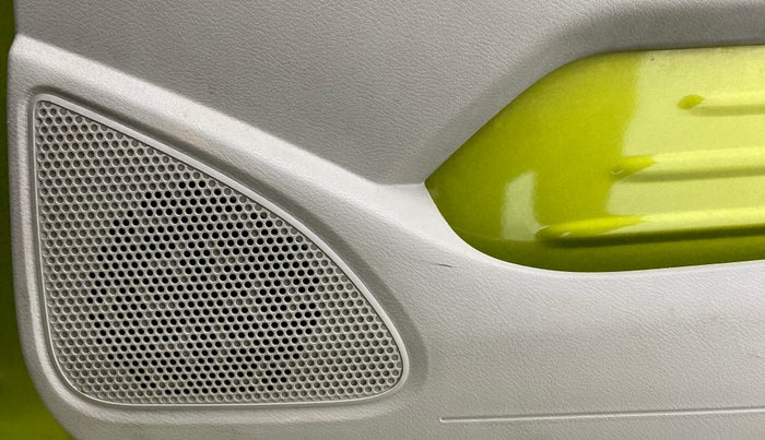 2016 Datsun Redi Go T (O), Petrol, Manual, 48,648 km, Speaker