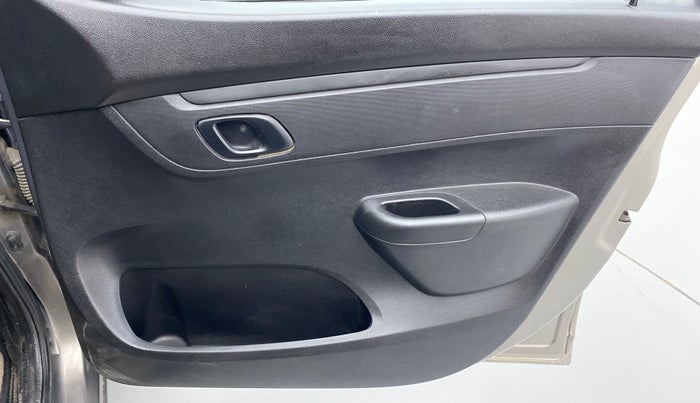 2019 Renault Kwid RXL, Petrol, Manual, 22,150 km, Driver Side Door Panels Control