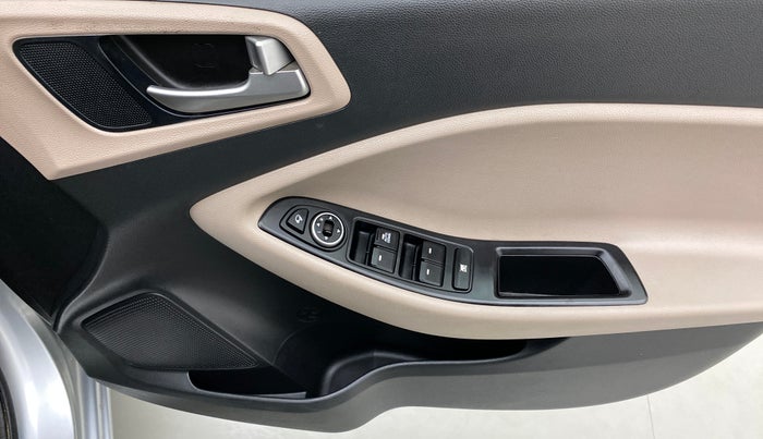 2019 Hyundai Elite i20 SPORTZ PLUS 1.2, Petrol, Manual, 30,683 km, Driver Side Door Panels Control