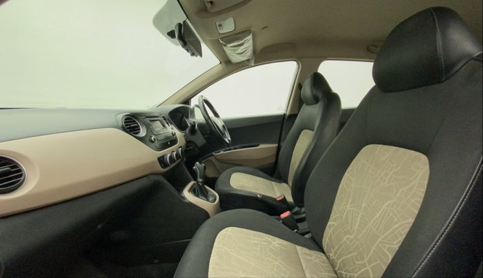 2016 Hyundai Grand i10 ASTA AT 1.2 KAPPA VTVT, Petrol, Automatic, 50,477 km, Right Side Front Door Cabin