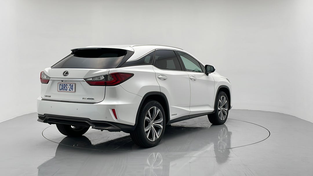 Right Back Diagonal (45- Degree) View