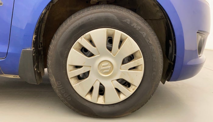 2014 Maruti Swift VXI, Petrol, Manual, 53,175 km, Right Front Wheel