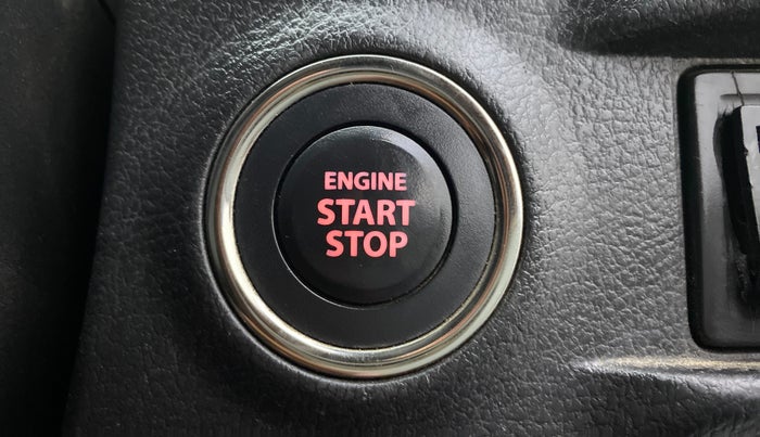 2018 Maruti Vitara Brezza ZDI+ DUAL TONE AMT, Diesel, Automatic, 33,570 km, Keyless Start/ Stop Button