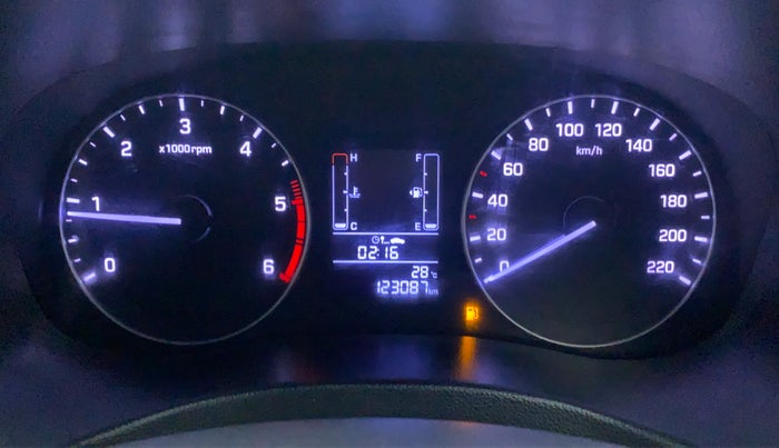 2017 Hyundai Creta 1.6 SX CRDI, Diesel, Manual, 1,23,087 km, Odometer View