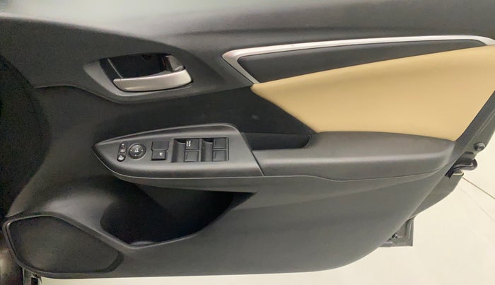 2015 Honda Jazz 1.2L I-VTEC V AT, Petrol, Automatic, 33,907 km, Driver Side Door Panels Control